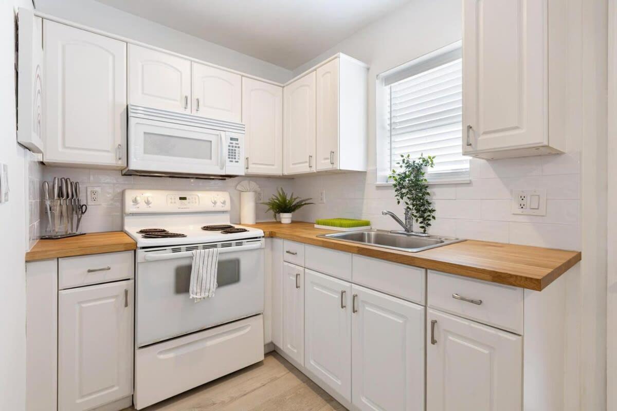 Dreamy 1-Bedroom Apt Walking Distance To Las Olas Fort Lauderdale Eksteriør billede